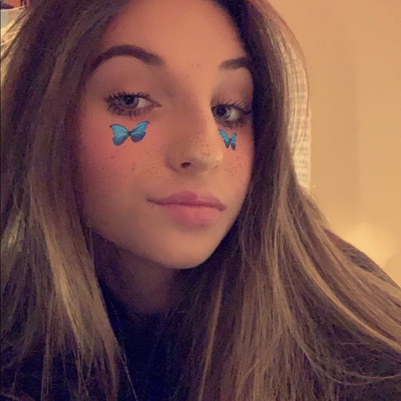 Meet your Posher, Taylor - Picture 1 of 1